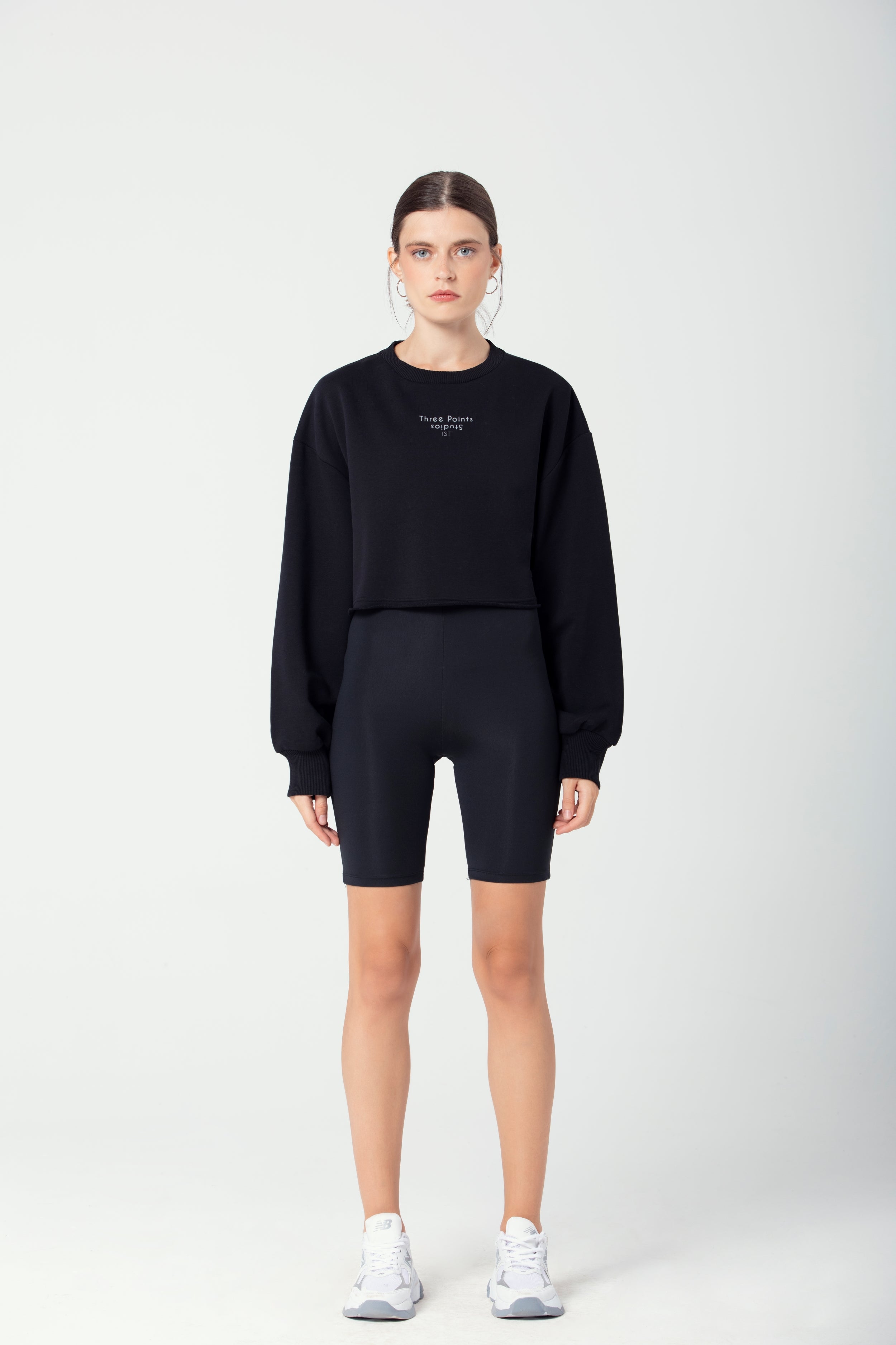 Siyah Jolie Crop Sweatshirt