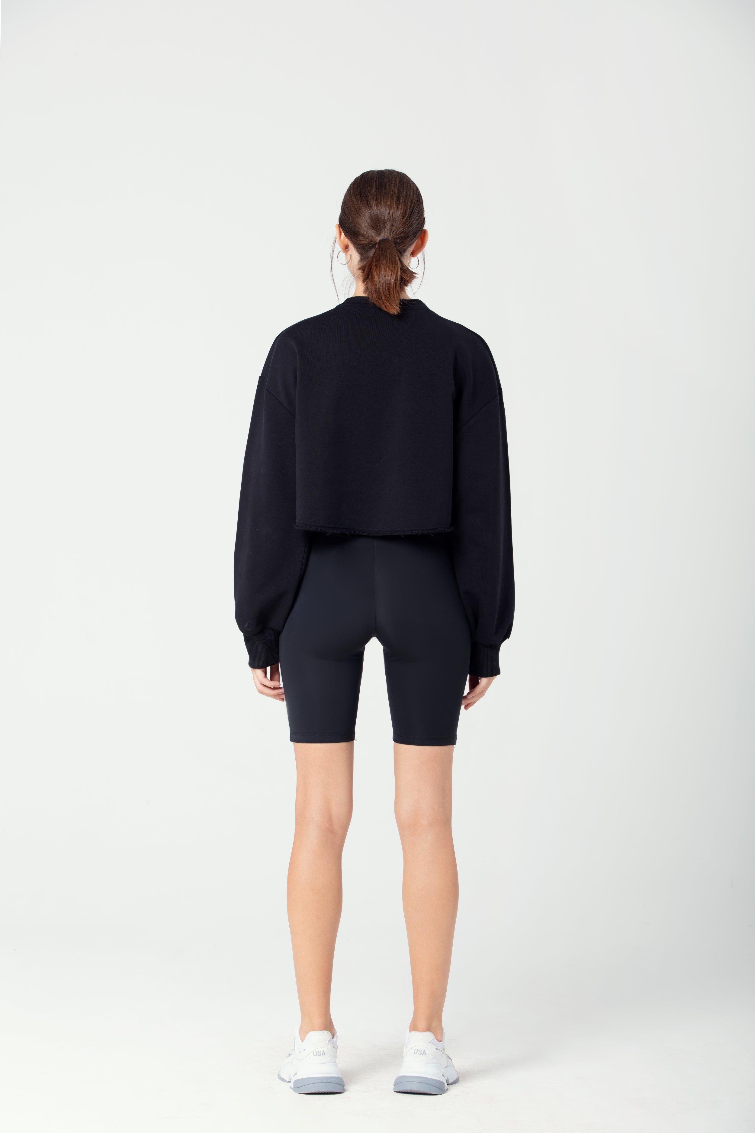 Siyah Jolie Crop Sweatshirt