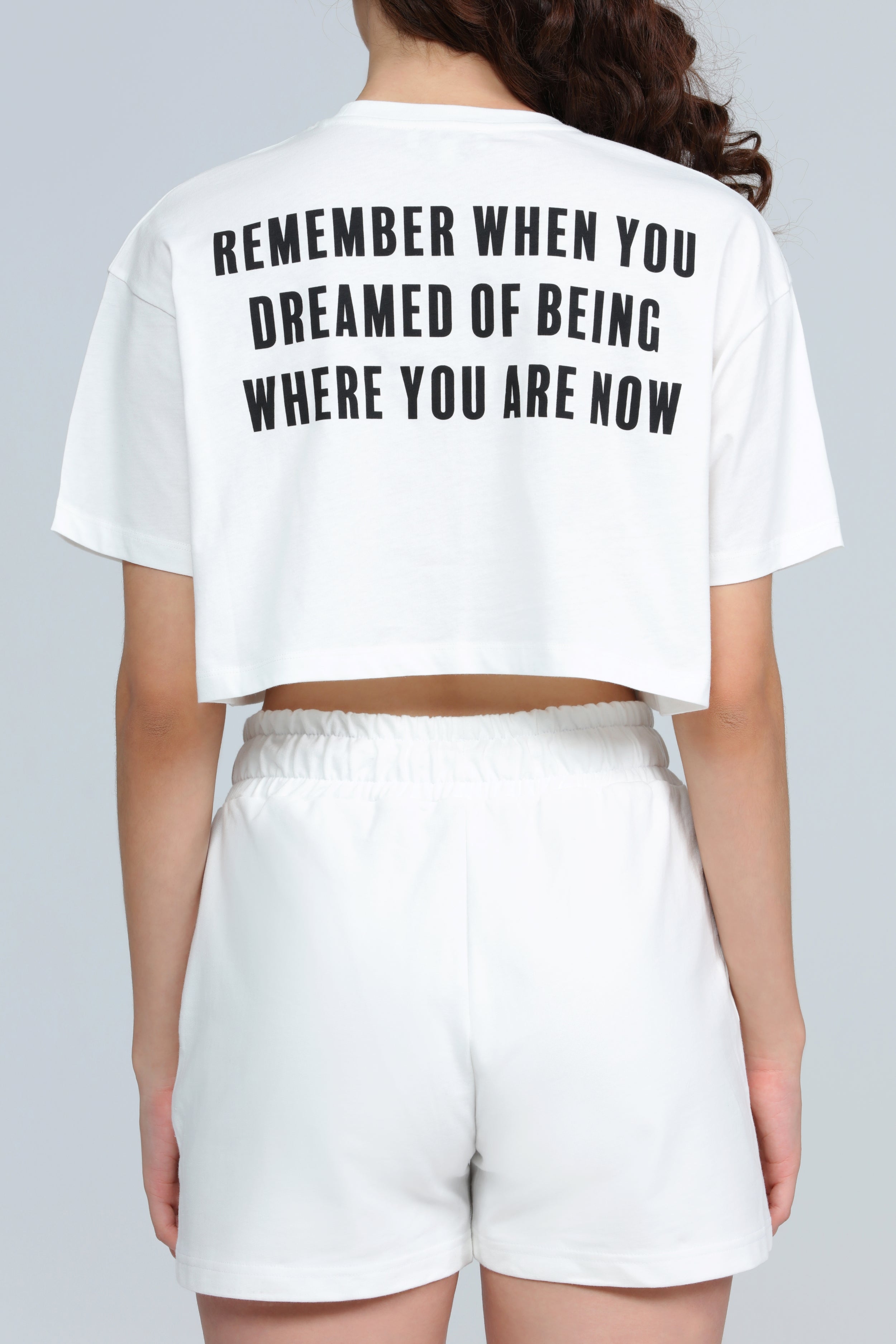 Beyaz Weekend Crop T-Shirt