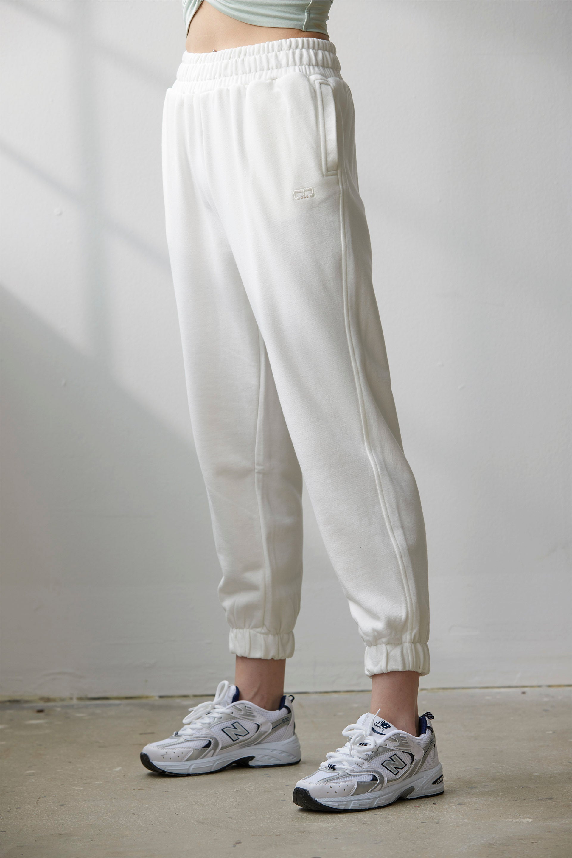 Beyaz Jogger